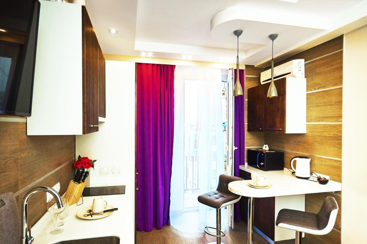 Sauna, Big Jacuzzi , Khreshchatyk Apartments Kiev Exterior foto