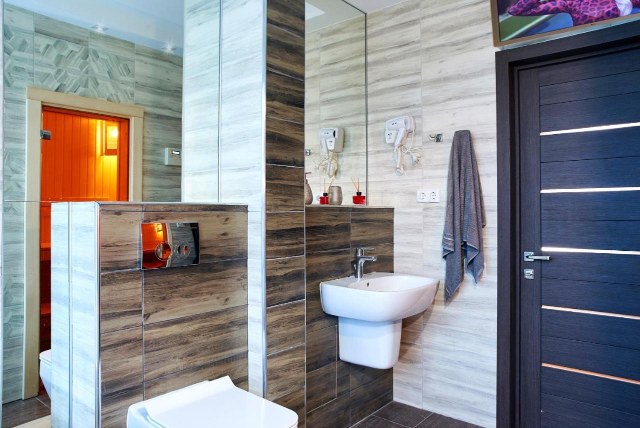 Sauna, Big Jacuzzi , Khreshchatyk Apartments Kiev Exterior foto