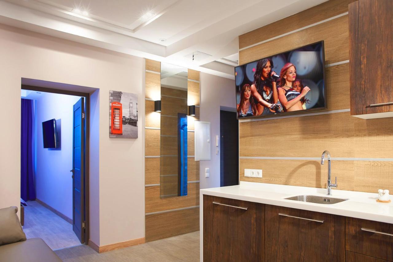 Sauna, Big Jacuzzi , Khreshchatyk Apartments Kiev Exterior foto