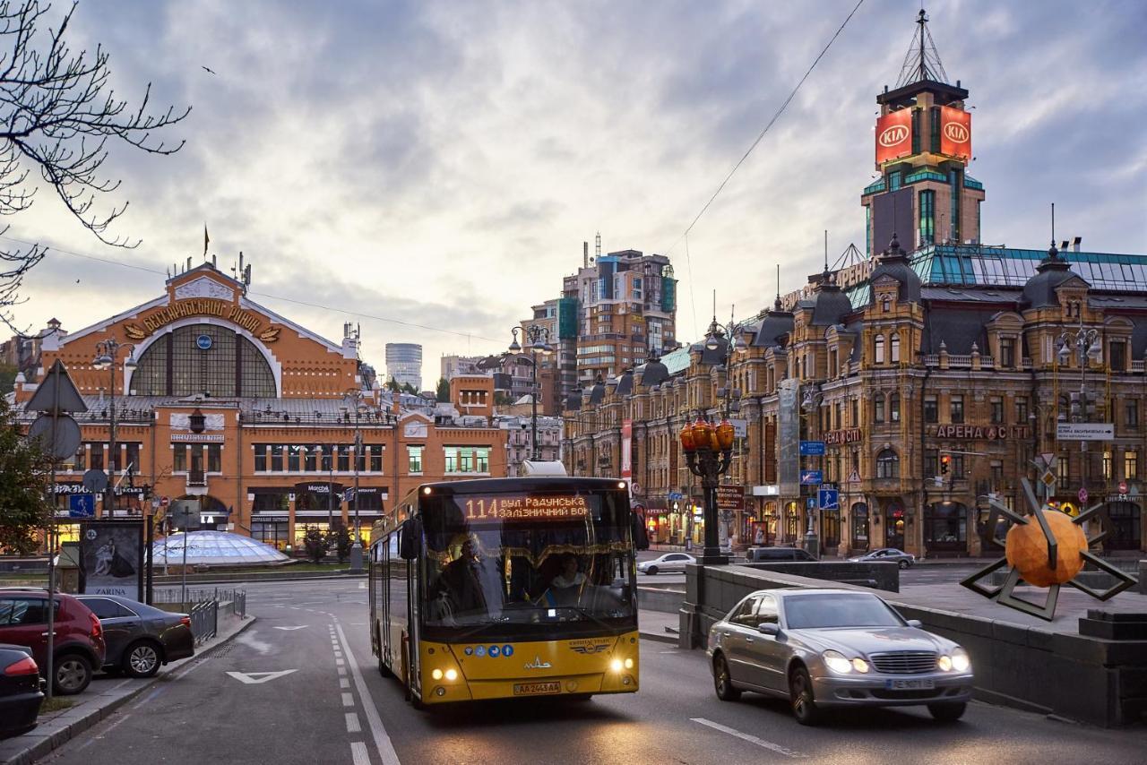 Sauna, Big Jacuzzi , Khreshchatyk Apartments Kiev Exterior foto