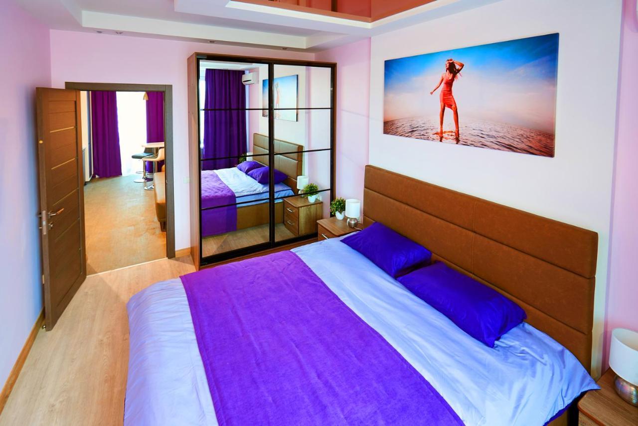 Sauna, Big Jacuzzi , Khreshchatyk Apartments Kiev Exterior foto