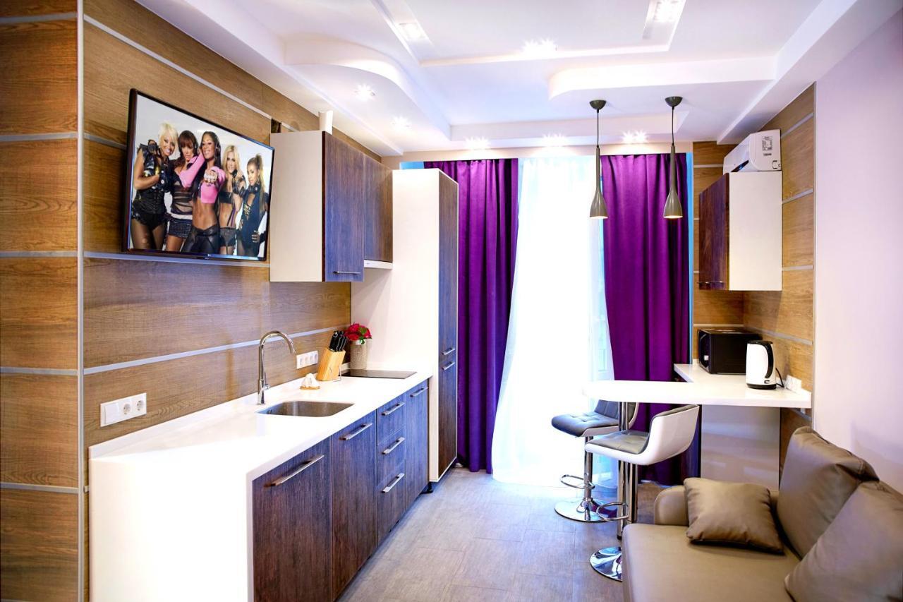Sauna, Big Jacuzzi , Khreshchatyk Apartments Kiev Exterior foto